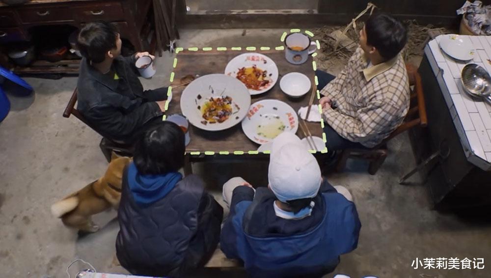 《向往的生活5》第一餐，黃磊做3菜被吃光，網友急瞭：張藝興吃啥-圖8