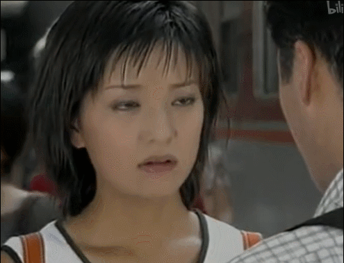 鞠婧祎|重温21年前《老房有喜》，感觉苏有朋真喜欢过赵薇，眼神宠死了