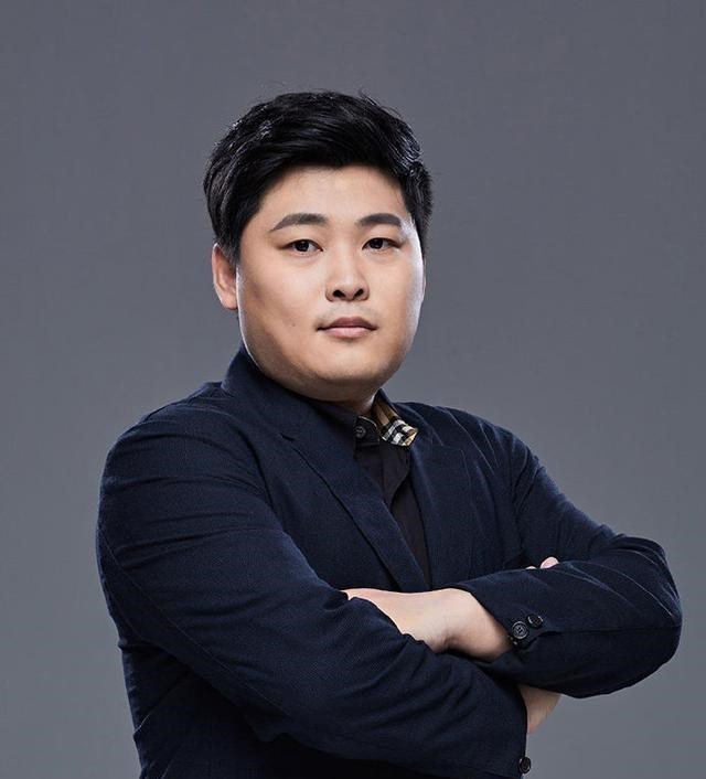 小翔很忙|世冠四强巡礼之estar：半决赛比总决赛更难，QGhappy是最大的对手