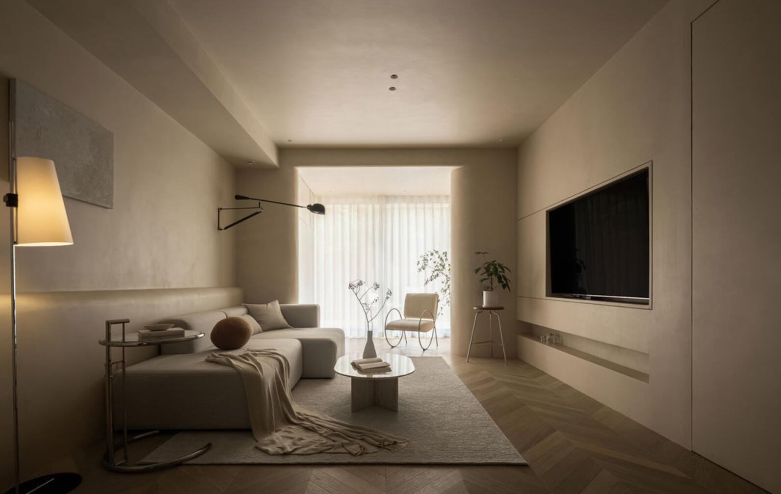 谁说一楼就得明亮?她100㎡新家,放弃大白墙后,反而更高级