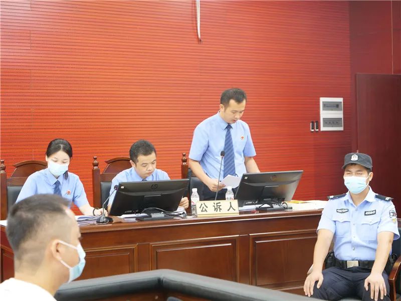 非洲 涉案3.59亿余元“三维码”特大网络传销案开庭 秦年锡等11人受审