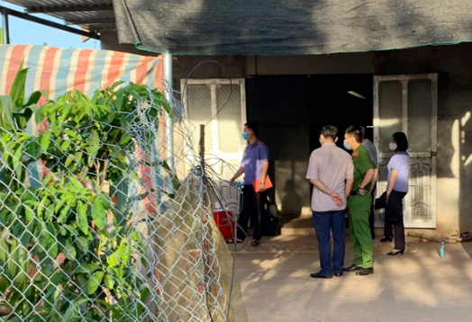 民生播报 越南17岁小伙与88岁老人发生冲突，趁其独自在家将其谋杀！