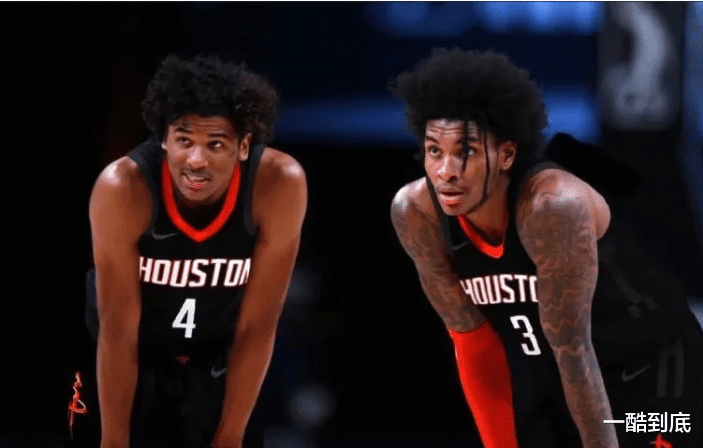 新乡 美记：休斯顿火箭已经拒绝森林狼关于唐斯的交易方案