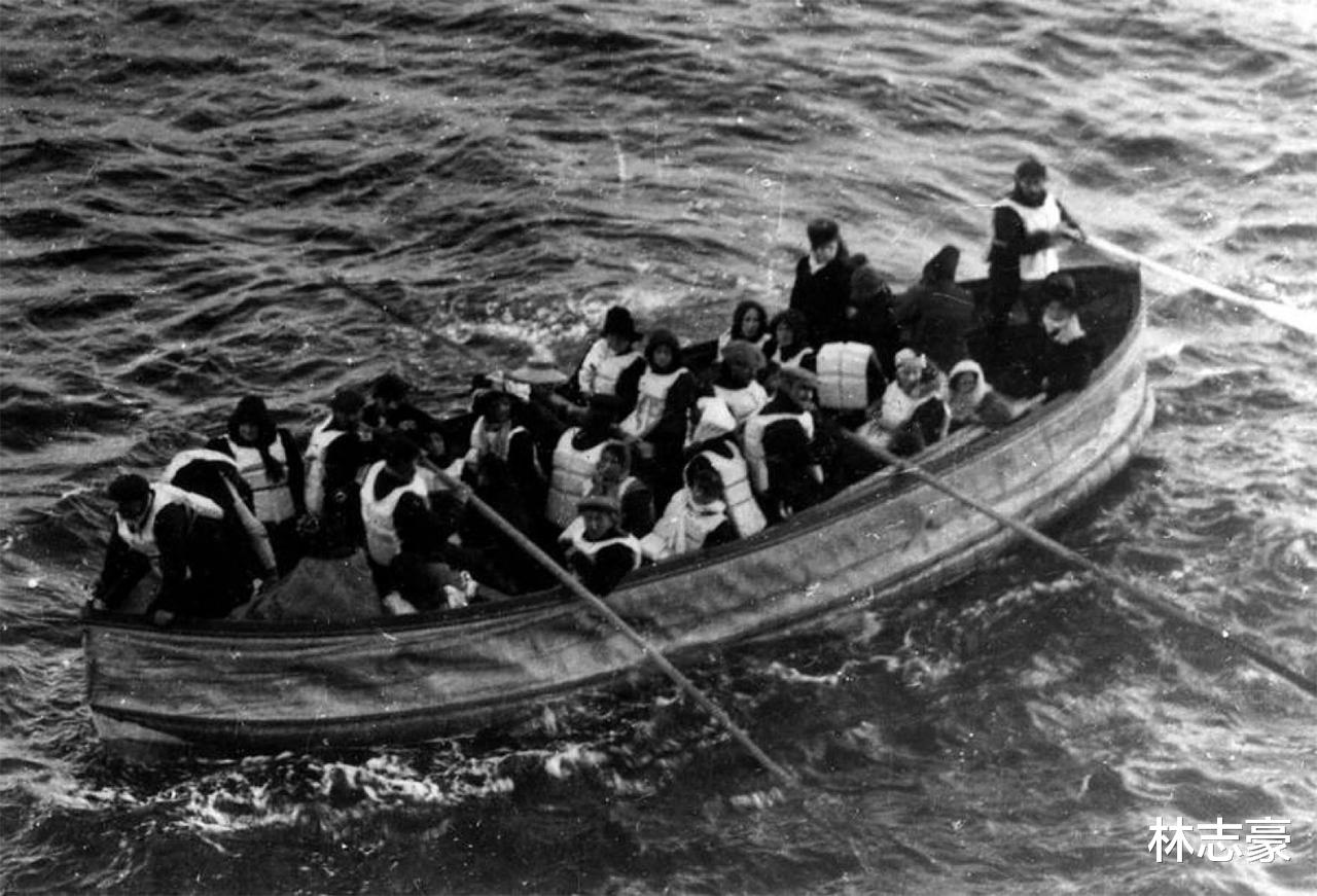 泰坦尼克號從未發表過的珍貴照片：要撞上的冰山，船上散步的乘客-圖8