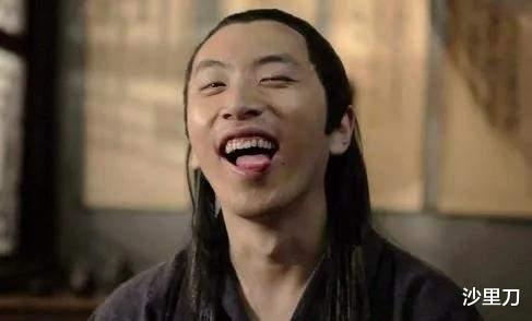 万万|《万万》系列播出八年，配角凭借《扬名立万》一鸣惊人，主角沉寂