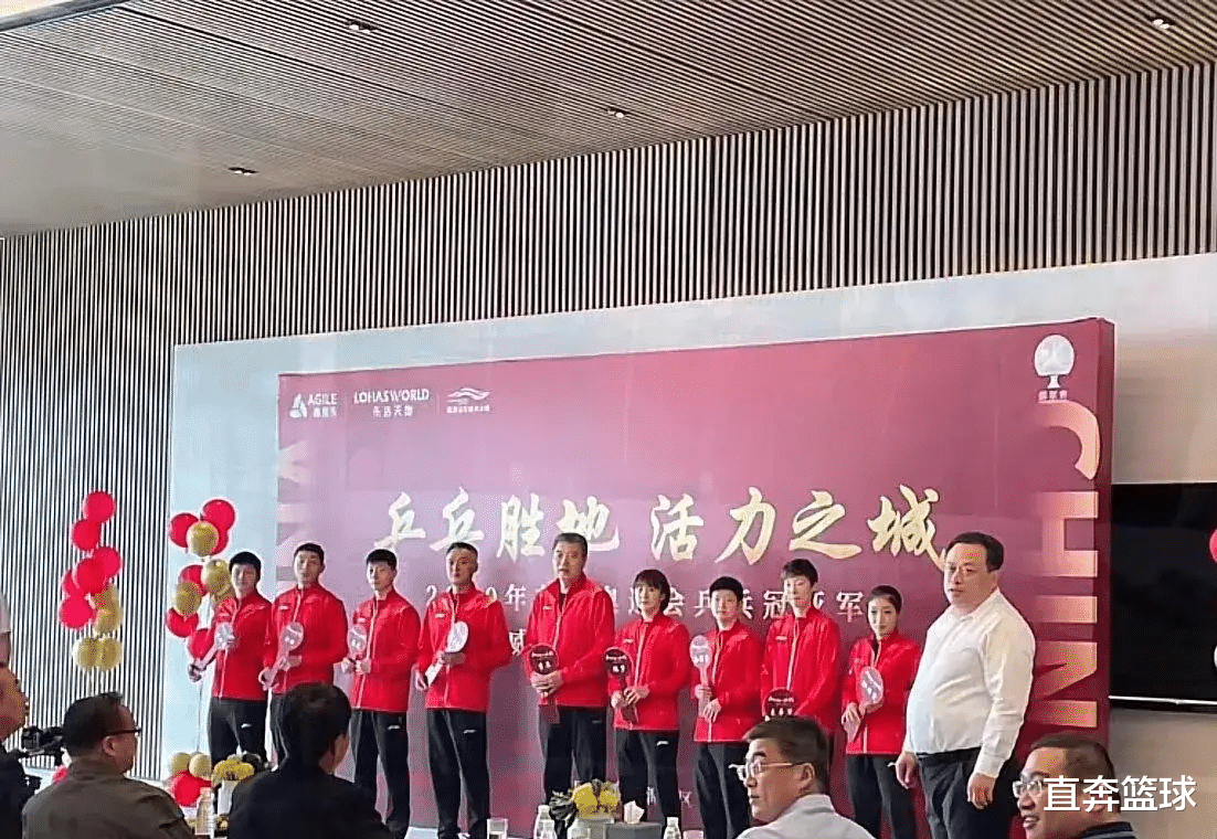王楠|王楠夫妇豪掷4500万，国乒9人拿到新房，昕雯各一套，两人最遗憾
