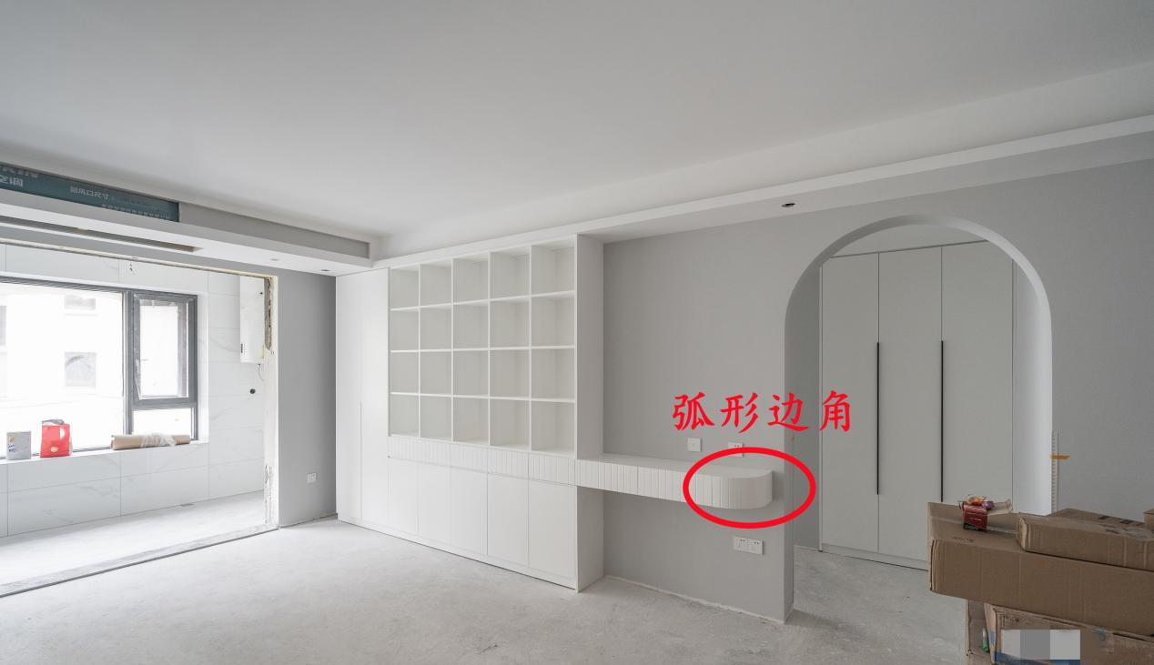 电视背景墙|心心念念的书房，原来在客厅这4处就能满足，何必单独浪费一间房