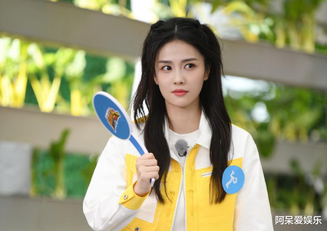 Angelababy|《奔跑吧黄河篇2》杨颖镜头少，游戏无聊热度全靠新人支撑