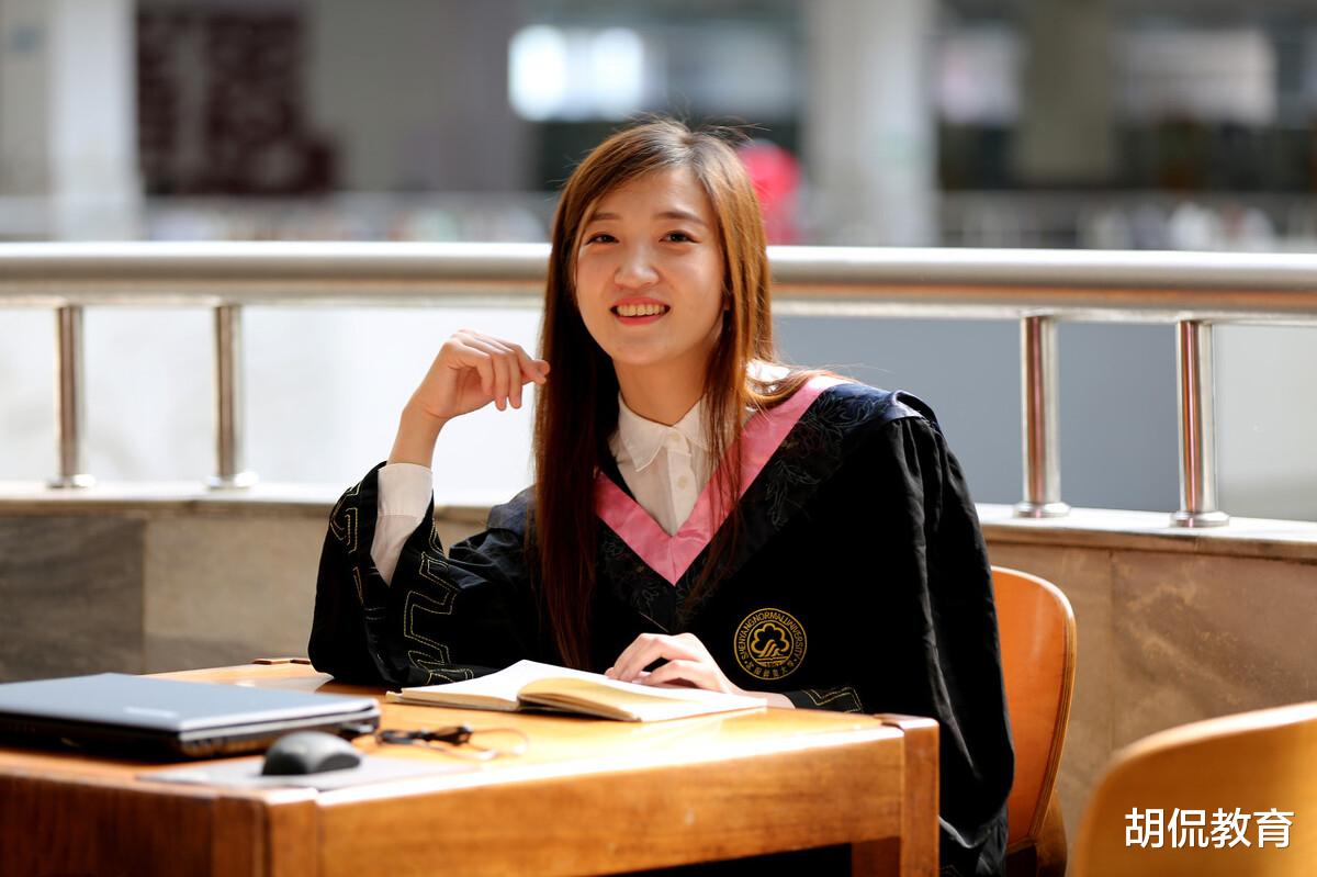 应届生|都说今年大学生难找工作，为何有的应届生仍年薪40万？真相来了！