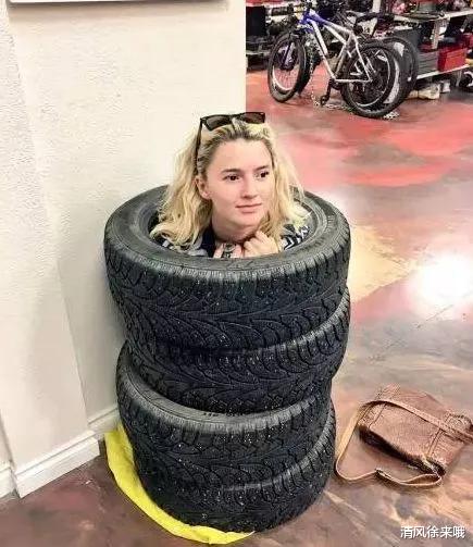 消防员|带女朋友出来钓鱼，但我根本不能集中精神，哈哈哈哈哈估计今天一无所获