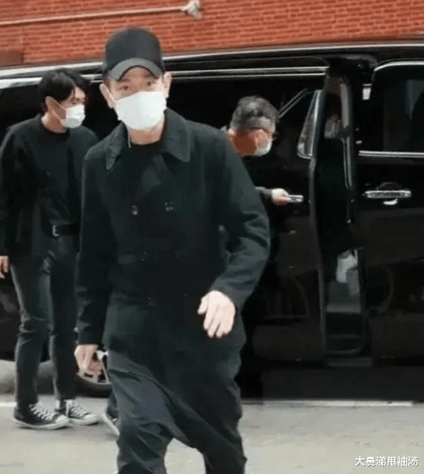 周润发|吴孟达刚离开，儿子就遭网暴？周润发梁朝伟刘德华也没有幸免