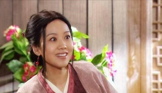 育儿心课堂|入行10年才演主角,人到中年无奈离异,闫妮的人生比你想得更艰难