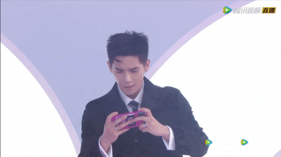 关晓彤|艾小羊：谁来救救关晓彤