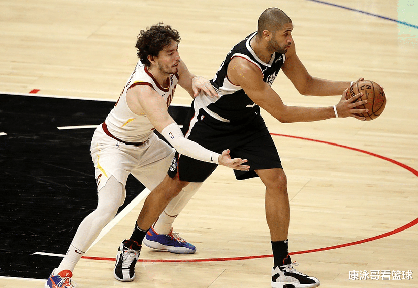快船队|篮网克星惨败！听说要交易我？狂砍30+10压惊，湖人输球快船获利