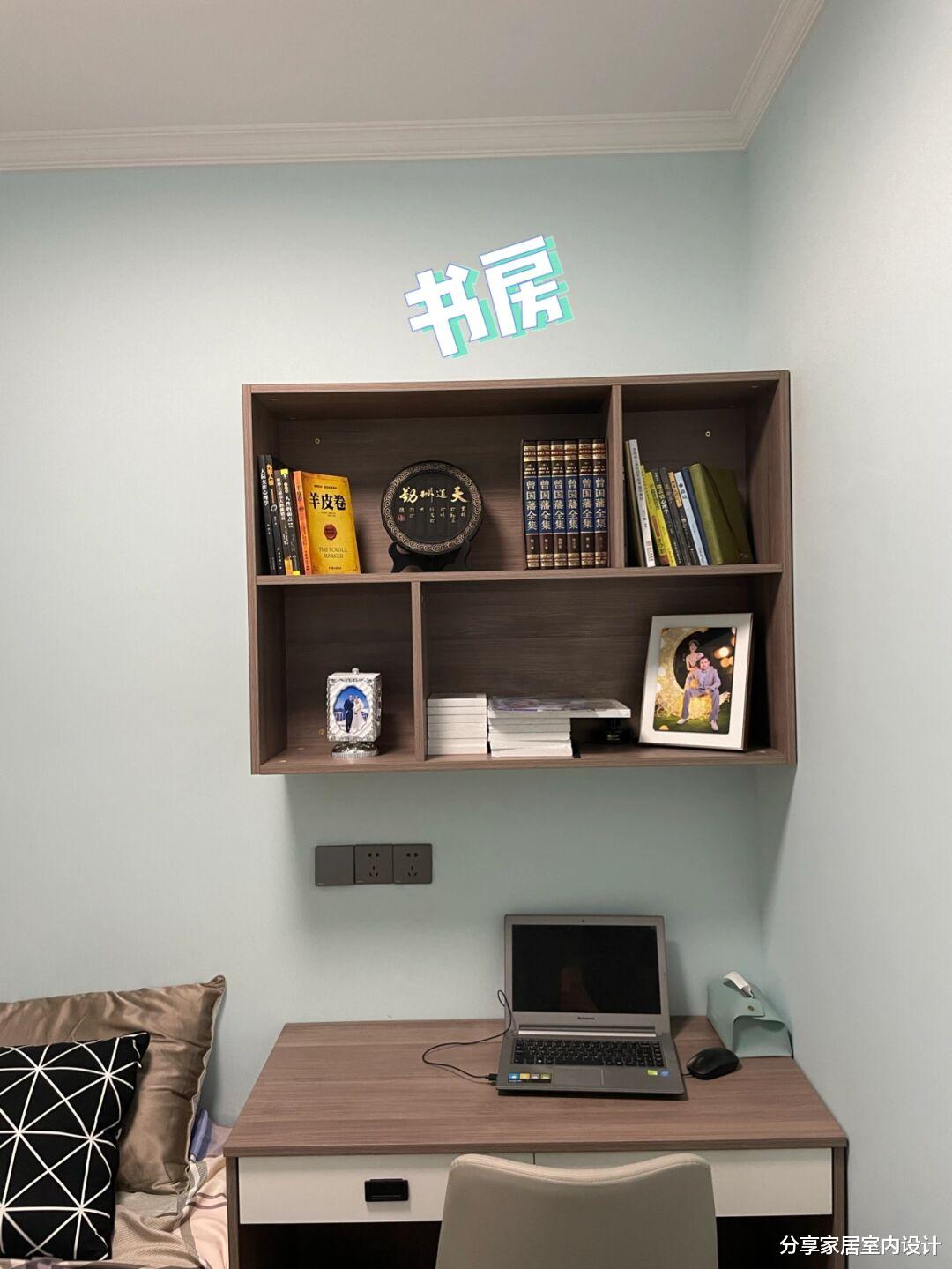 她家新房无吊顶,简单又舒适,第一次见把冰箱放在玄关,很实用!