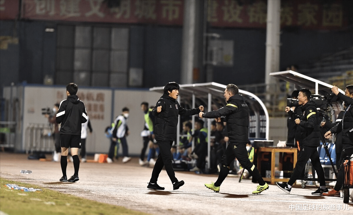 成都蓉城|“神仙”組合重出江湖，魏群姚夏扛起四川足球大旗！成都蓉城再現(xiàn)沖超曙光