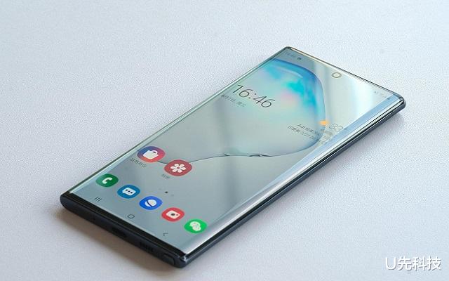 三星|5G+2K曲面屏，硬件配置也非常强大，一年半的时间里下降了2200元