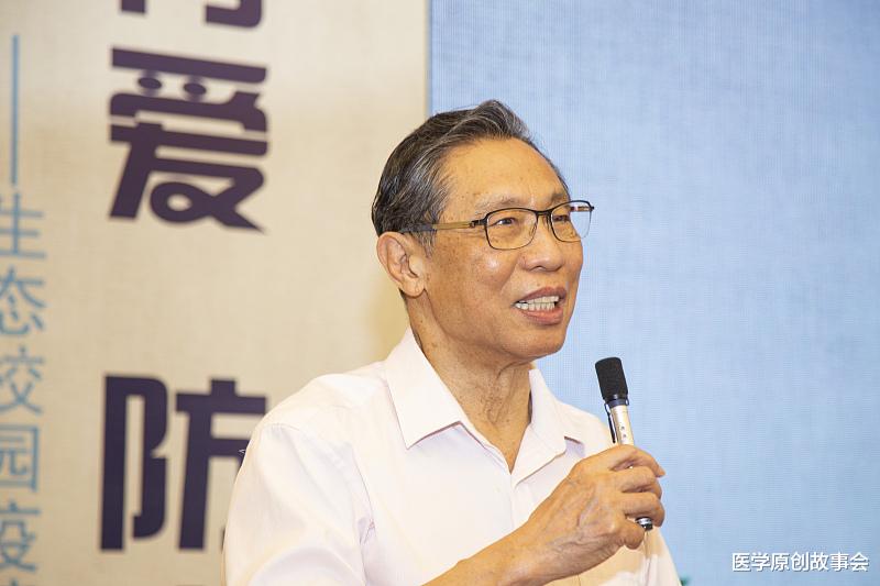 医学原创故事会|新冠疫苗能预防病毒变异吗？钟南山：放心打疫苗，对变异株都有效