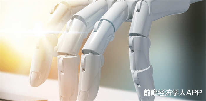 前瞻经济学人APP|上海交大携手麻省理工打造充气式机械手,可为截肢者提供实时触觉控制