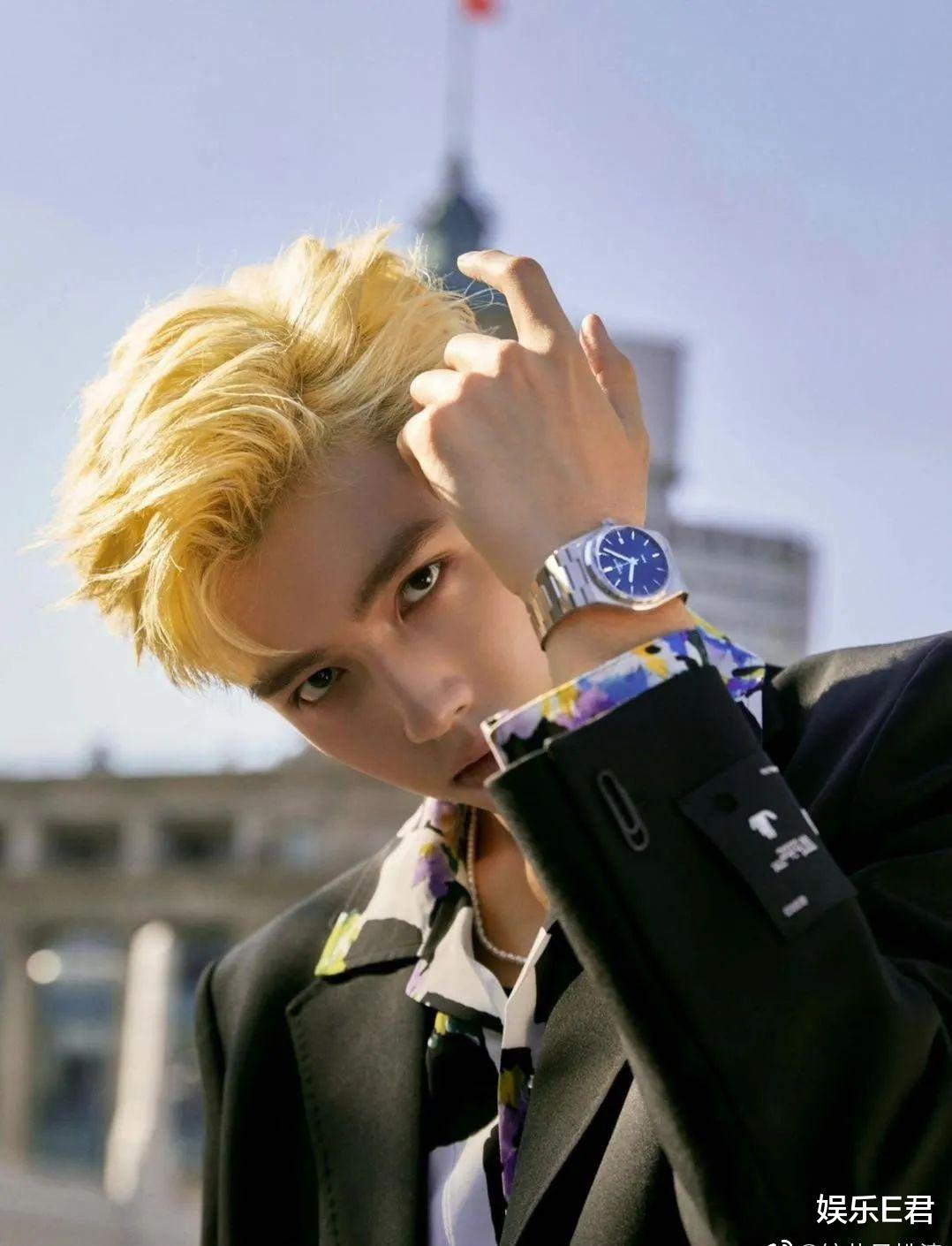 陈飞宇|21岁陈飞宇金发造型惹争议！被嘲像低配吴某凡，网友：不伦不类