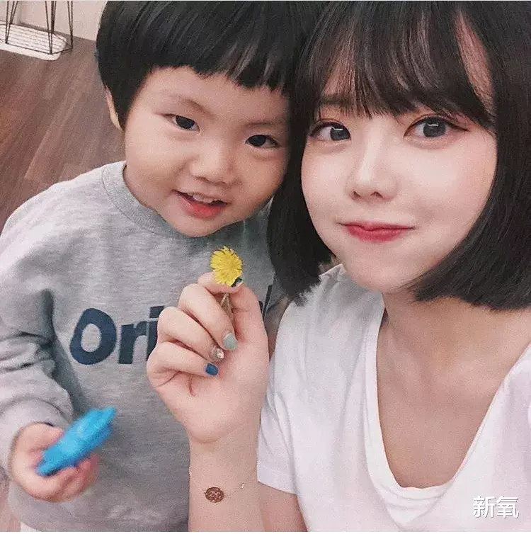 童颜|ins童颜美少女复出就要挨骂，网友又忍不住模仿她，冤枉么？