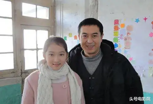 关晓彤|3.8分！姜文胡军出演，陪衬关晓彤，这烂片堪比鹿晗《上海堡垒》