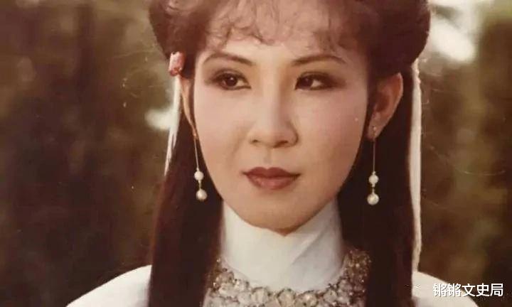 杨钧钧 60岁辣眼睛扮演16岁少女？西门大妈：你们冤枉我20多年了