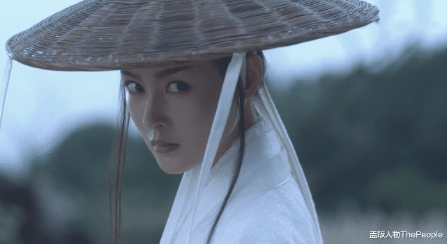 张若昀|《雪中悍刀行》开播：张若昀演美男造型太丑，慢动作打戏被嘲出圈