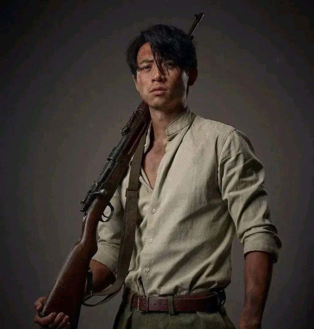 魏晨|杨紫最近又有了新尝试？魏晨身材太赞了？黄磊被网友吐槽冤吗？