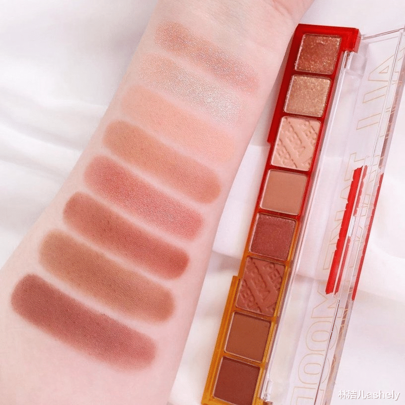 刘亦菲|刘亦菲高圆圆让人一见钟情？都是因为她们的妆容，有这4个共同点