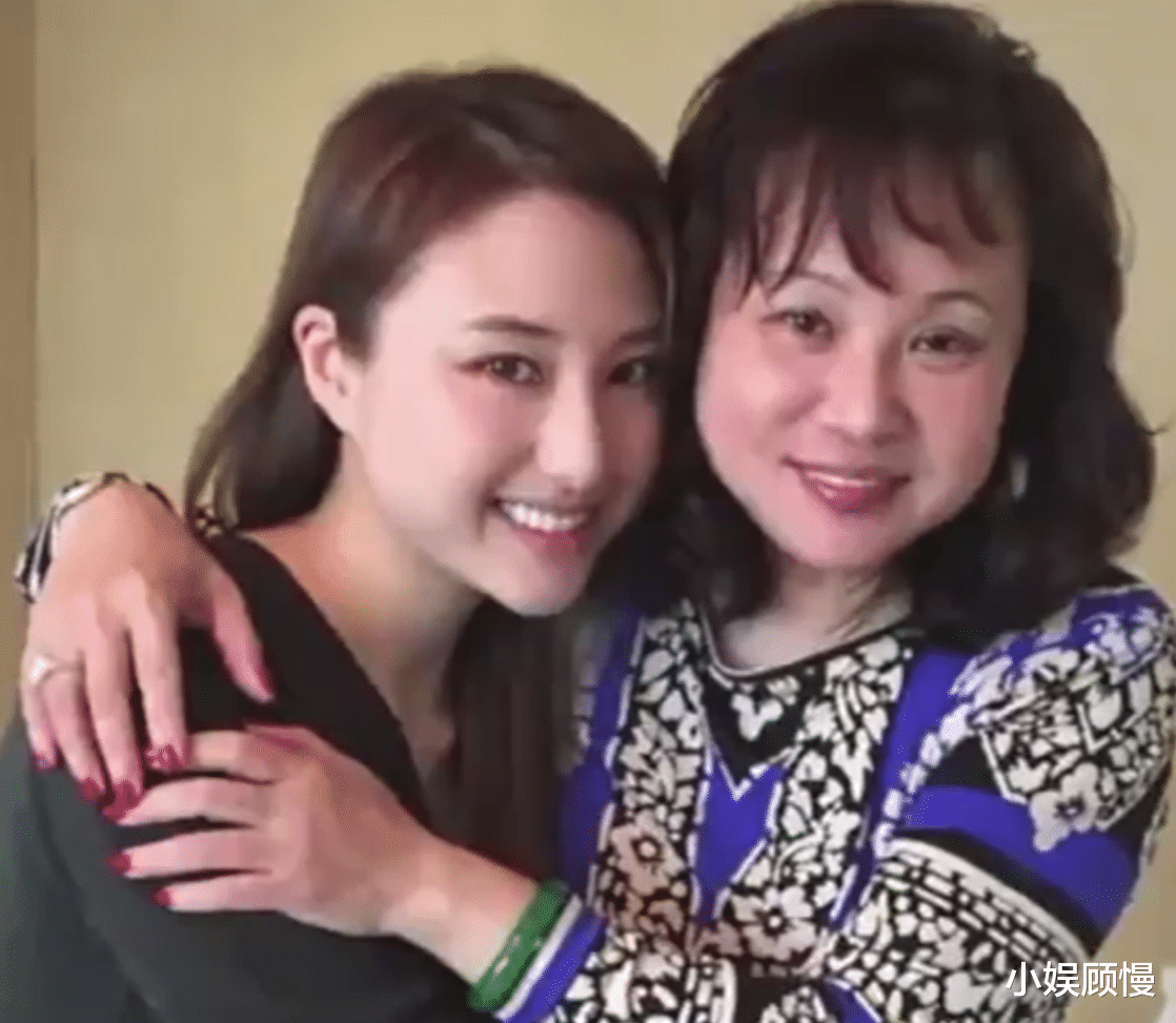 何超云|何超云明明是三太女儿，为何陈婉珍却不分她财产，亲妹妹还酸她？