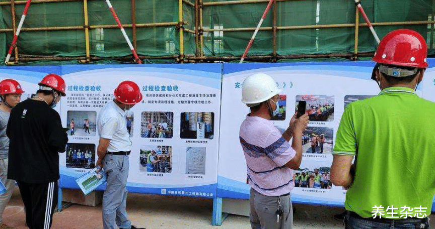 肝脏|身体这2处发生疼痛，是肝脏发出的“求救”信号，小心癌变的发生