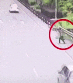 |“高端人才，往往只需简单的简历，我觉得我也行！”