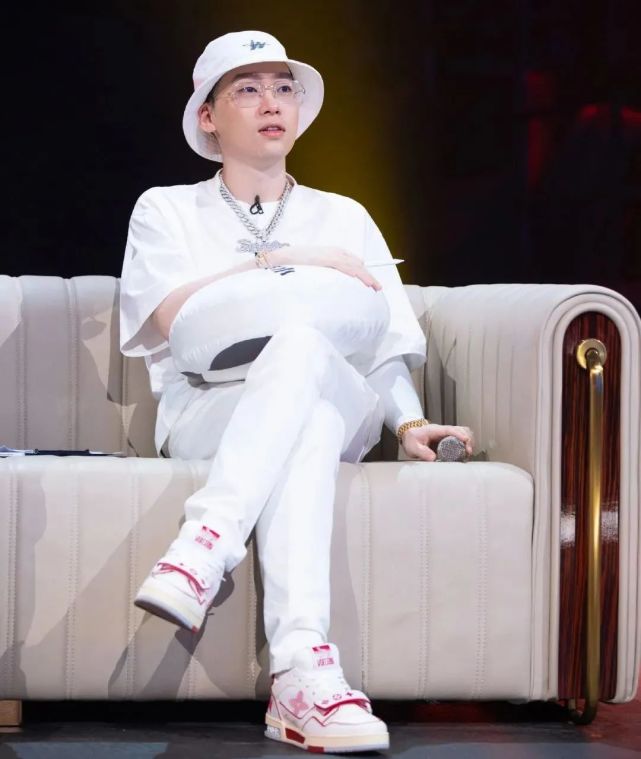 gai|\GAI站上的舞台红花会一辈子的站不上去\被弹壳直接回怼