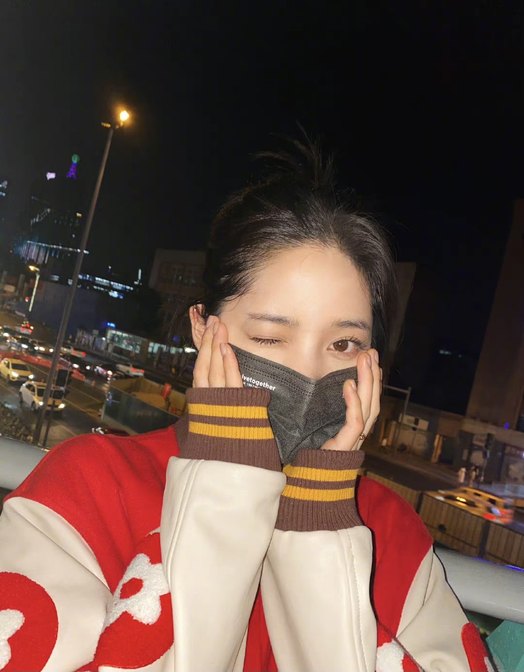 熊猫眼穿搭 欧阳娜娜和章若楠,少女感爆棚,不得不爱