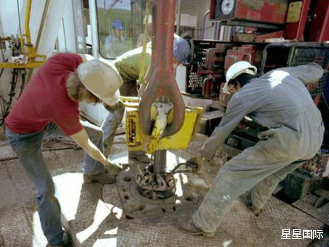 伊朗 继沙特之后，伊朗也重蹈负责，中国：一切后果自己负责