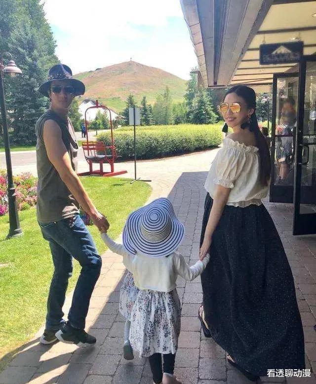 程潇|李靓蕾的几千字长文！令学术界的高知女性坐不住了