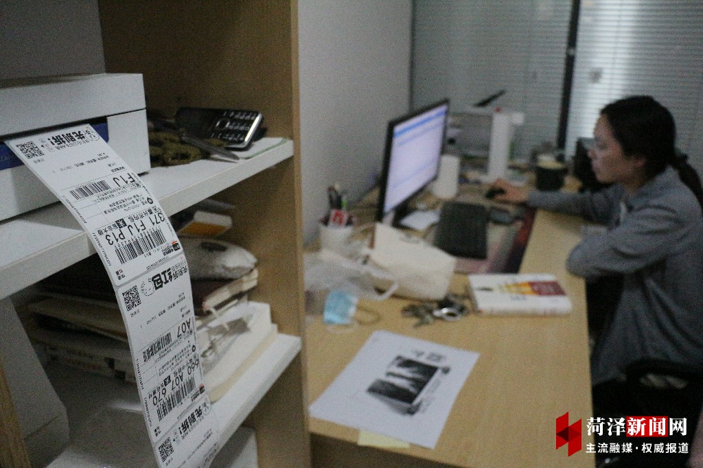 牡丹晚报 郓城县唐塔街道办事处西代庄村华丽转身侧记