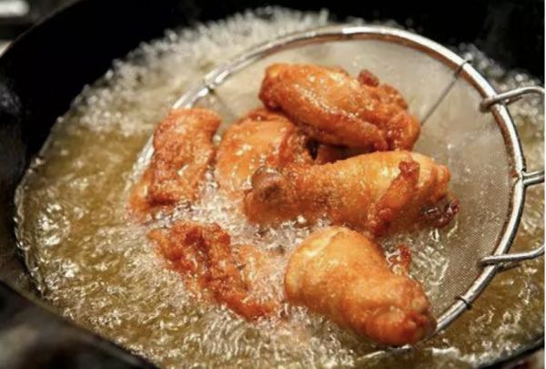 小龙虾|伤胃的“水果”已公布，除了它，这2种食物也是伤胃“大户”，劝你尽早丢掉