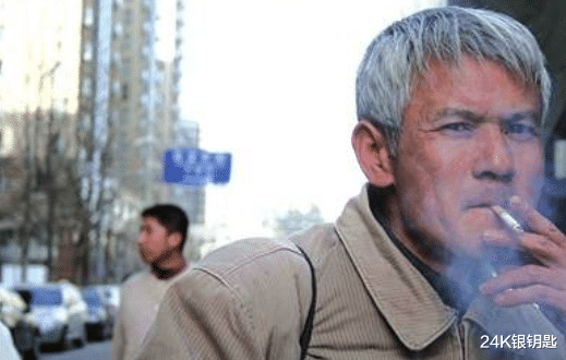 24K银钥匙|高考状元因抢银行被判10年，出狱后复读考上985，如今他怎么样了