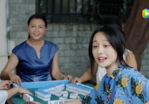 郑爽|被封杀后，郑爽背后5大金主曝光！冯小刚一句话扯下“遮羞布”