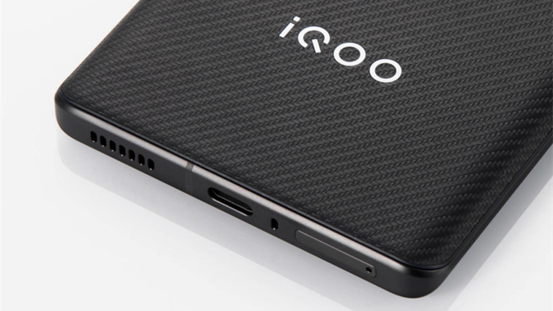 iqoo|下半年的其他厂商压力很大？iQOO 8 Pro的起点是某些手机的顶点