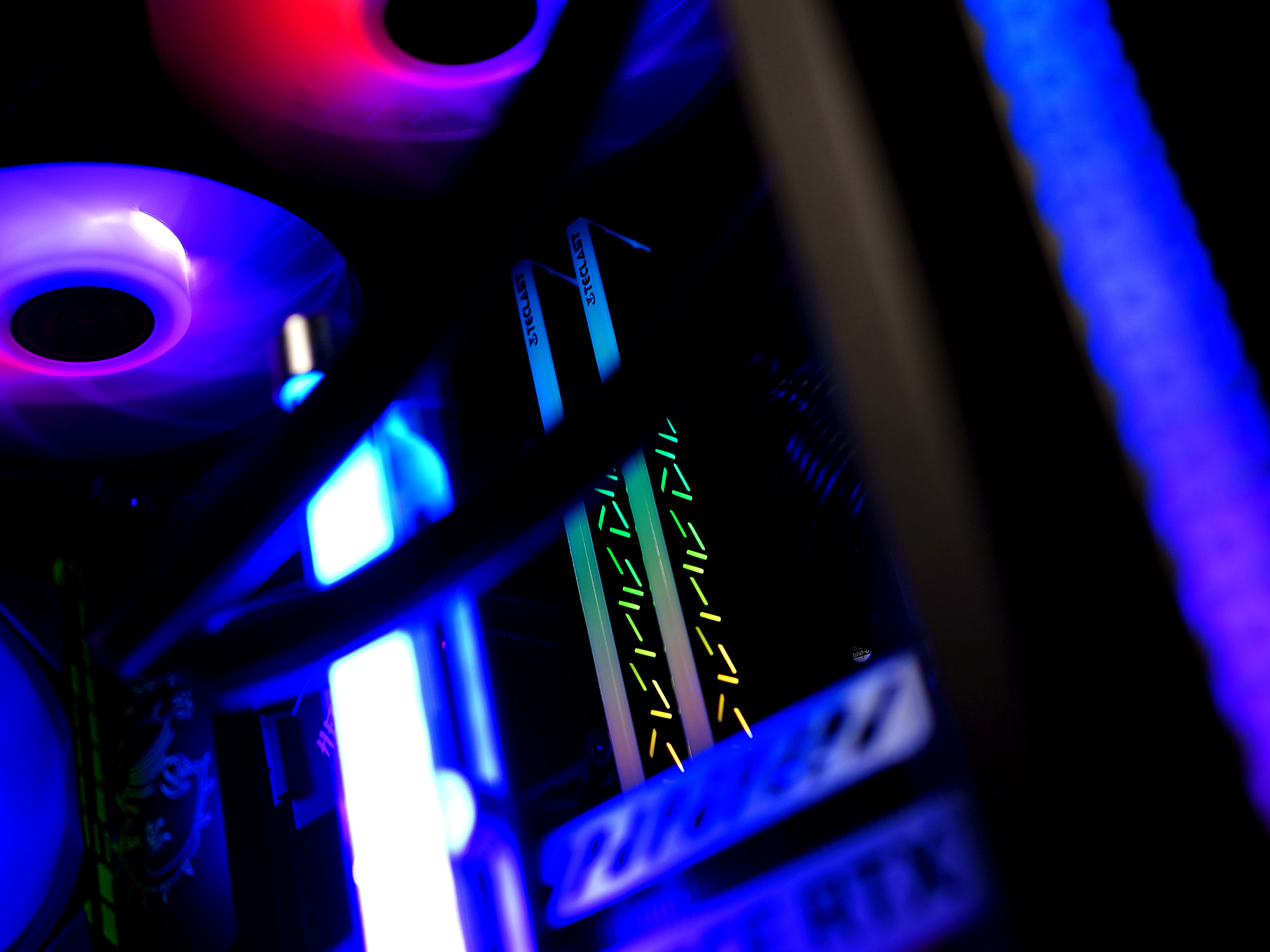 |坚守win10不升级，搭11代末班车，攒漂亮的ARGB主机