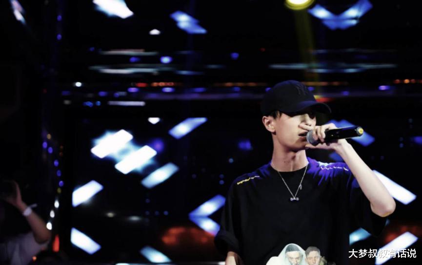 孟美岐|陈令韬劈腿孟美岐“删遗书重出江湖”！被轰不要脸反回应：男人嘛