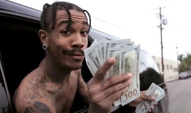 饶舌|美国28岁饶舌歌手自杀！先枪杀3个孩子的母亲，然后将自己爆头