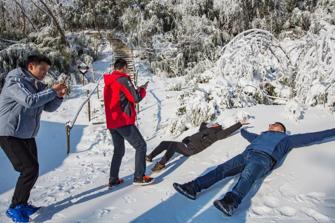 欧洲旅游|刨汤冰雪节来啦，火热开启冬日玩雪局！