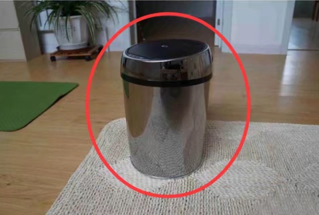 大门|开门万万不能摆放这4种东西，这个犯了大忌，小心霉运连连！