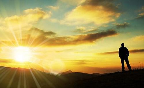 西红柿|夏天多吃西红柿能降血压?医生:若要血压稳定,坚持“三少四多”