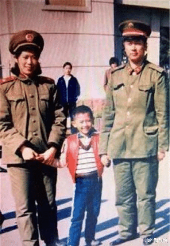 印小天|“少年舞王”印小天的落难史，他当年的经历，远比你想象得更憋屈