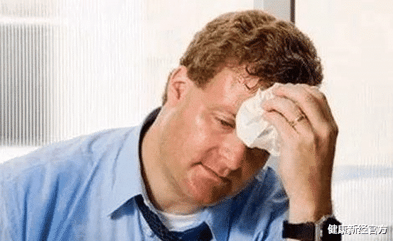 性早熟|男性晨起1处“酸痛”，肝或已“烂如渔网”，一个不占，肝还“强壮”